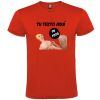 Camisetas despedida hombre para fiestas con diseño de muñeca hinchable troquelado 100% algodón rojo vista 1